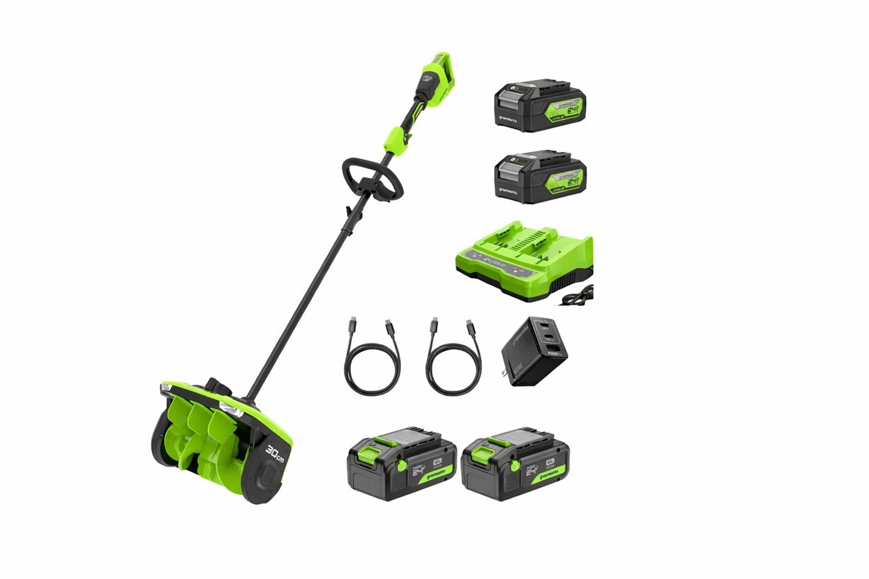 Sneblæser Greenworks SS3002A2X; 2x24 V; 4x4,0 Ah batt.